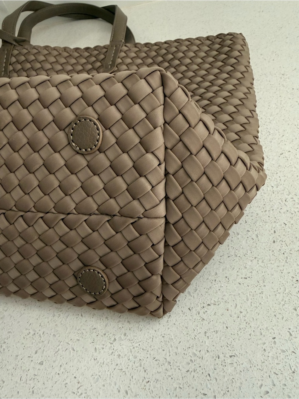 NAGHEDI Jetsetter Woven Tote Bag Cashmere - Picture 11 of 13